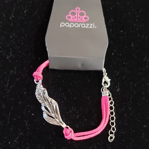 Paparazzi Bracelet - Faster Than Flight Pink - Picture 1 of 3